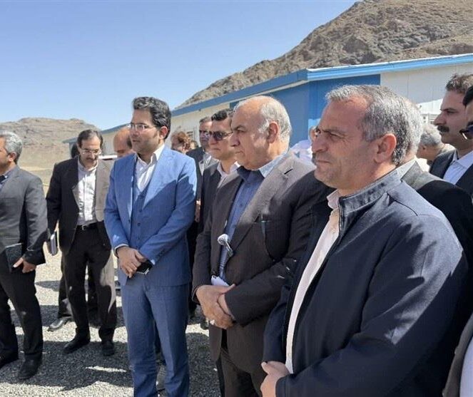 ریل‌گذاری راه‌آهن شهرکرد- سفیددشت- مبارکه با ریل ذوب آهن اصفهان