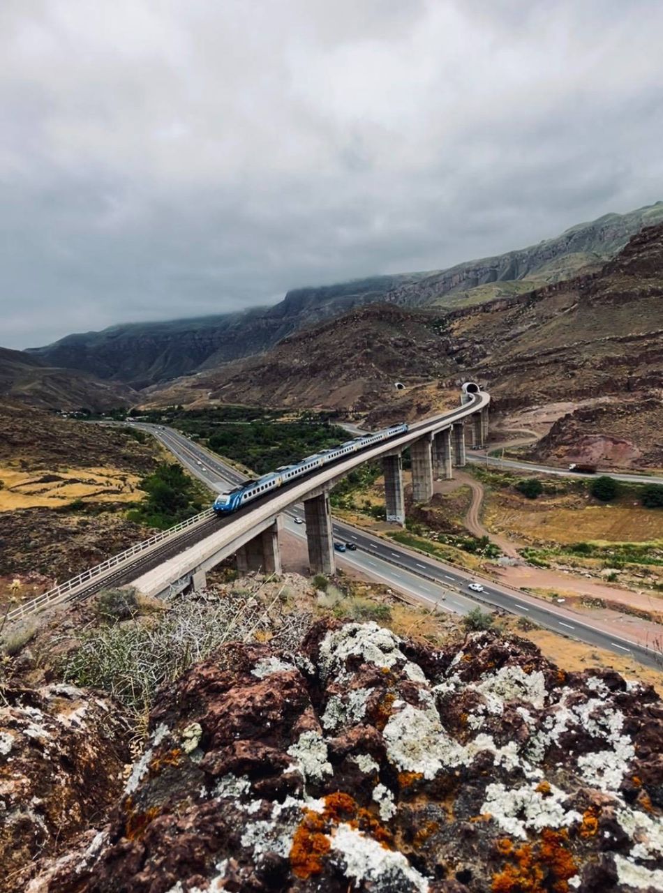 حرکت نخستین قطار گردشگری گیلان