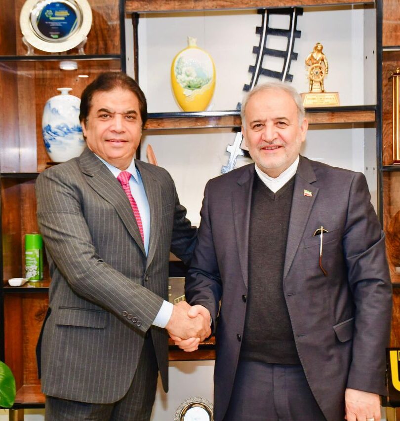 وزیر راه آهن پاکستان بر بهرهبرداری از حوزه ریلی در تقویت تجارت با ایران تاکید کرد