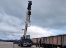 نخستین محموله سیمان نیزار قم در بندر کاسپین تخلیه شد