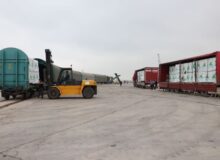 حمل ترکیبی محموله ترانزیتی تخته از روسیه به ترکیه در بندر کاسپین آغاز شد