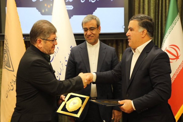 تفاهم‌نامه همکاری میان شرکت راه‌آهن جمهوری اسلامی ایران و شرکت ایران‌خودرو خراسان